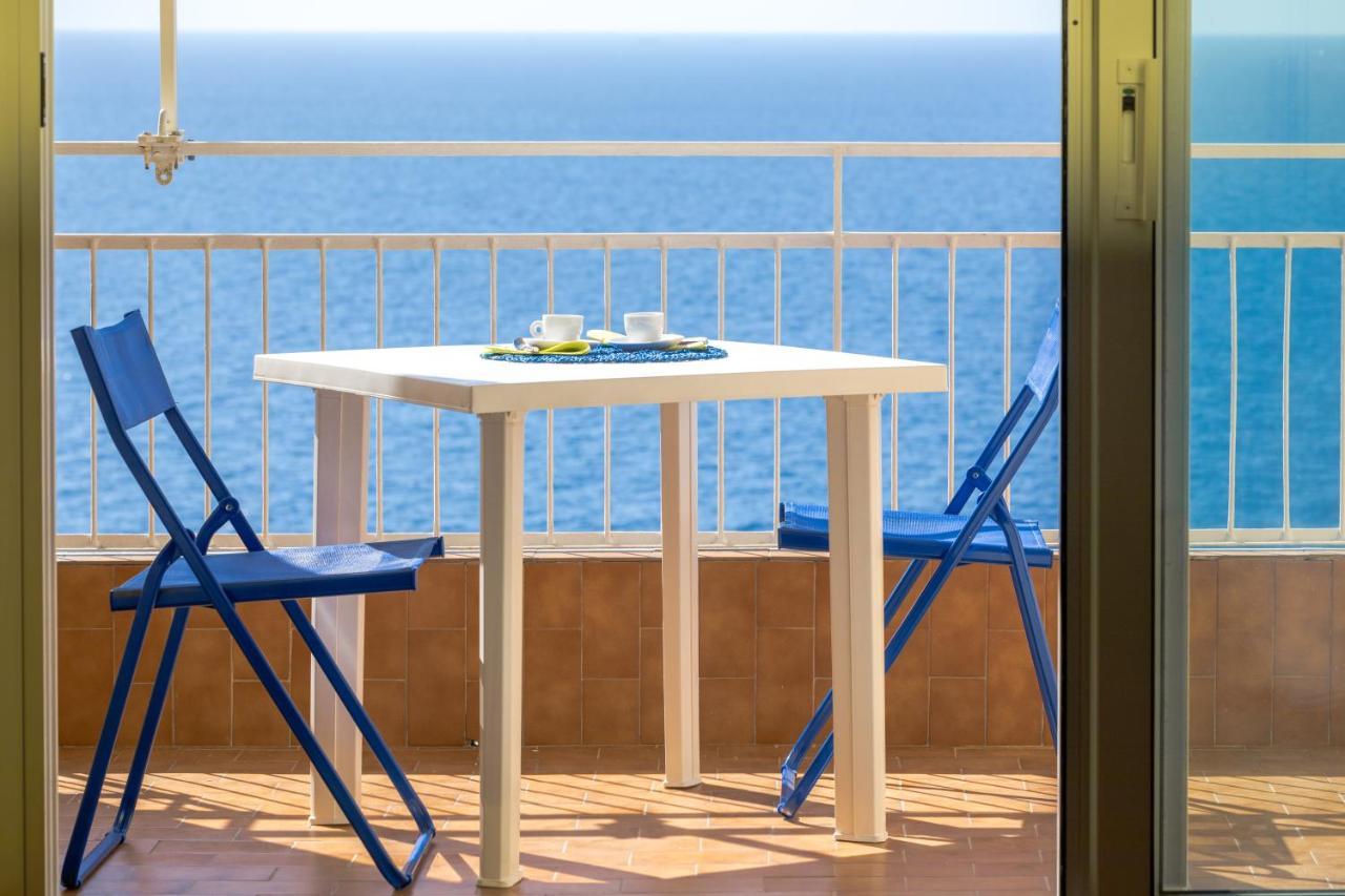 163 - Sunshine Suite 4 Fronte Vista Mare, 100M Spiaggia Sanremo Exteriér fotografie