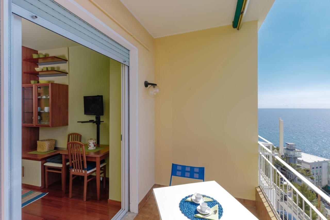 163 - Sunshine Suite 4 Fronte Vista Mare, 100M Spiaggia Sanremo Exteriér fotografie